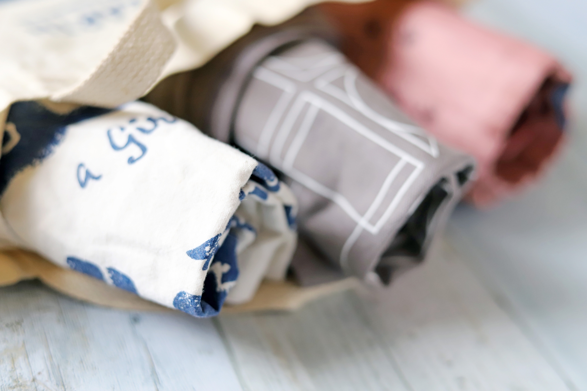 複数のトートバッグ