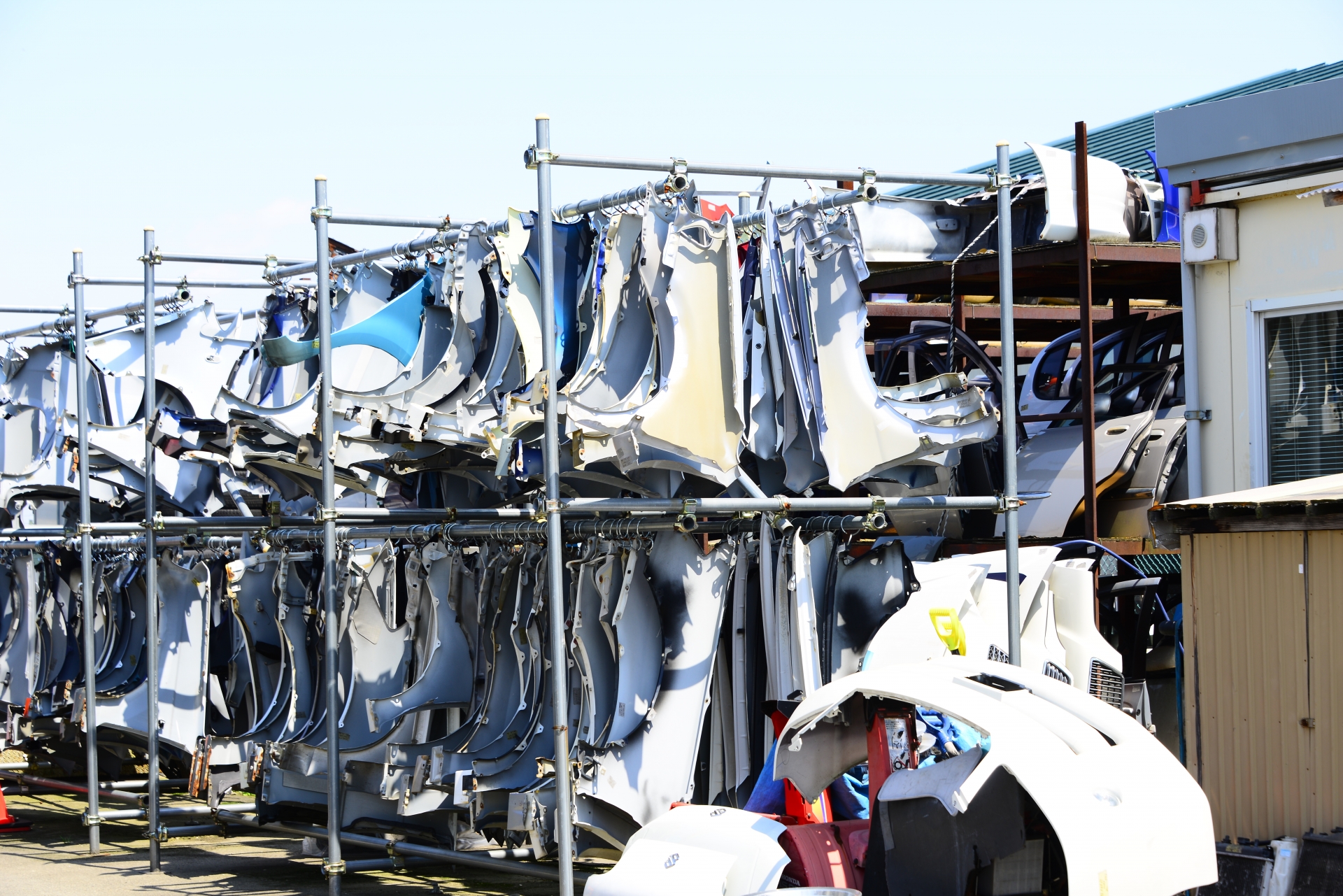 自動車スクラップ